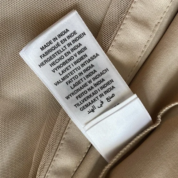 Adrianna Papell NWT off shoulder size 14 gown - Picture 13 of 16